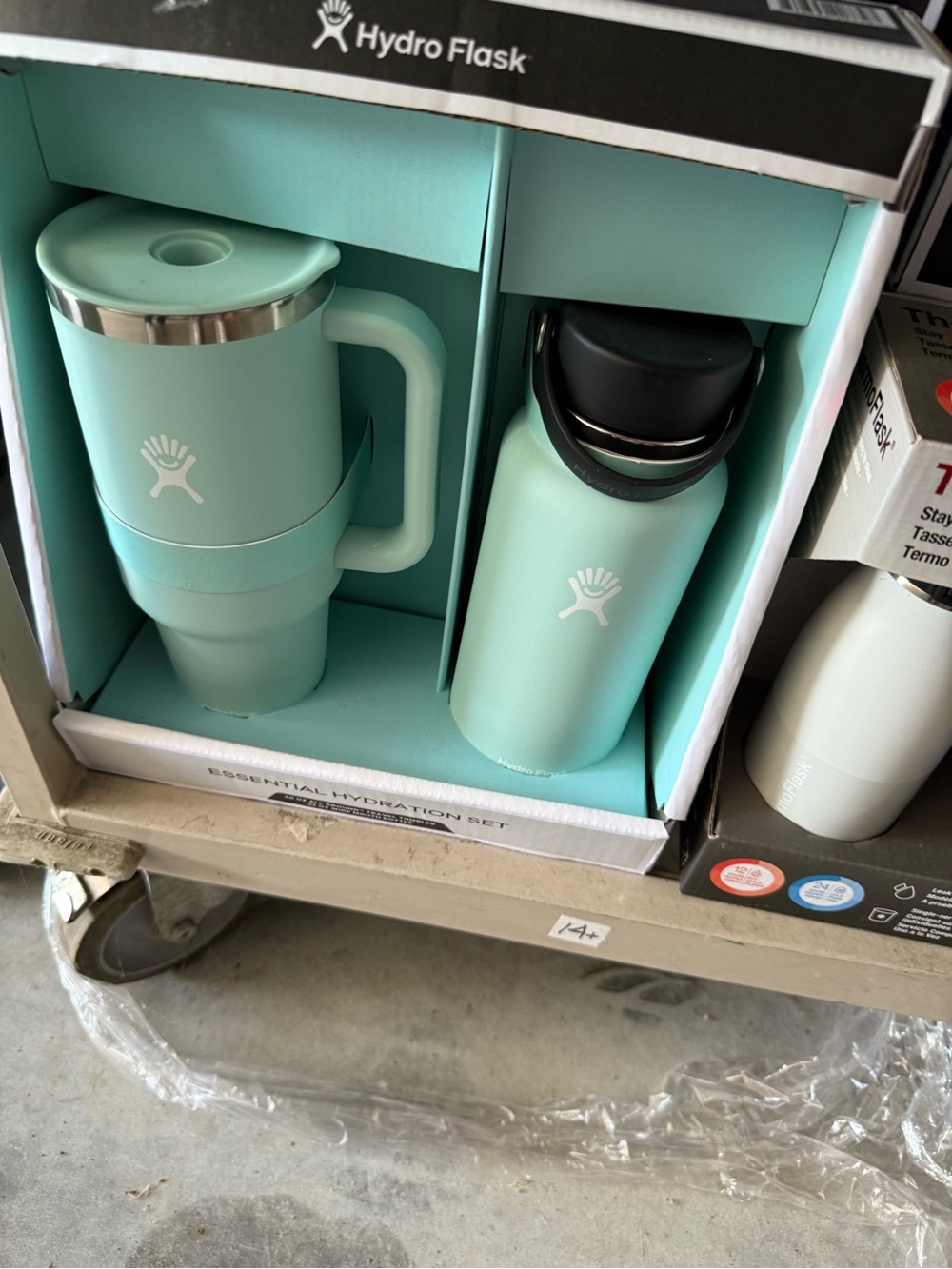 Hydro Flask Mint Green Insulated Mug and Bottle Set